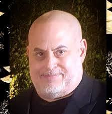 Efrain Coronel's Instagram, Twitter & Facebook