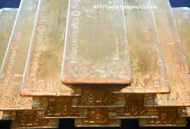 Iar ideea vehiculata potrivit careia psd ar vrea sa vanda aurul este o poveste, sustine adrian vasilescu, consultant de strategie la banca nationala a romaniei (bnr). Polonia A Repatriat 100 De Tone De Aur De La Londra Ce Se IntamplÄ Cu Rezerva Romaniei De La Banca Angliei Incont Stirileprotv Ro