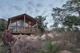 Beavers bend log cabins offers ten broken bow cabins just 5 to 10 minutes from broken bow lake and beavers bend state park, oklahoma. Come Stay At The The Medicine Park Cabins Oklahoma Accommodations