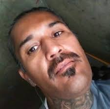 HEY HOW U DOING MY NAMES ANDREW IM FROM HARTFORD,CT. IM 35, 6FT, IM LOOKING  FOR A FRIEND, SOMEBODY REAL AND GENUINE THATS A OPEN BOOK AND HONEST. I GOT  MY COMMUTATION