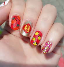cny red nail art ideas 谁說新年一定要涂鮮紅色 25款超显白 红色基调韩式气质美甲 让你指甲也美哒哒过年 new years nail art new years nail designs cat nails