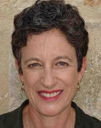 Isabella Maxwell's Instagram, Twitter & Facebook