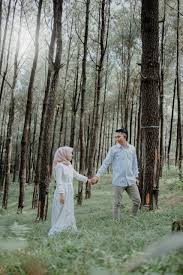 Check spelling or type a new query. 35 Ootd Prewedding Diluar Ruangan Bikin Prewedmu Makin Kece