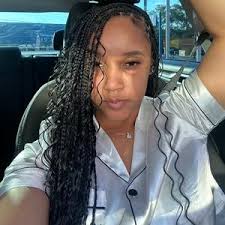 Jadah Moore (@jaadahhh)