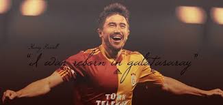 Turkiye De Futbol Galatasaray A Karsi Oynanan Bir Oyundur Harry Kewell Futbol Aslanlar Sarkicilar