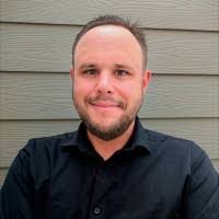 Robert Mchatton's Instagram, Twitter & Facebook