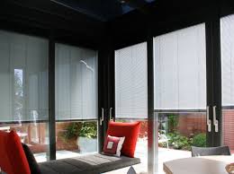 Die kosten schallschutzfenster klasse 5 sind natürlich günstiger als die fenster schallschutzklasse 6 preise. Sonnenschutzjalousie Und Sonnenschutzrollo Im Scheibenzwischenraum Glaserei Nahe Rosenheim Prien Wasserburg Und Miesbach