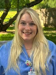 Tara Benoit's Instagram, Twitter & Facebook