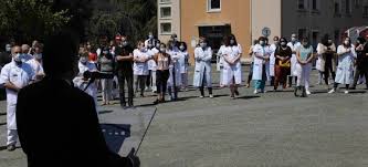 Creteil Decedee Du Covid L Infirmiere Reine Melesan Donne Son Nom Au Nouveau Batiment De L Hopital Mondor 94 Citoyens