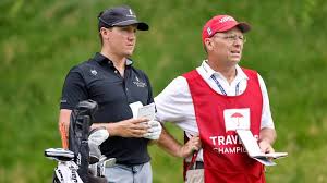 Learn about his golf game and find out what titleist equipment he's using today. Jehpfx2c1wctcm