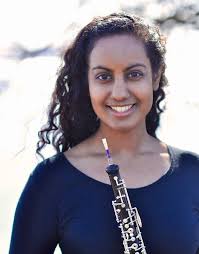 MMEdwards (@eaquitaine)