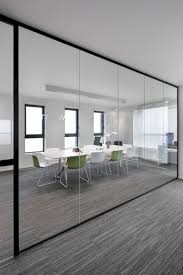 With glass office partitions, walls and doors within a single system, one by transwall® delivers both form and function for distinct functional areas. Office Exterior Glass Wall Design Trendecors