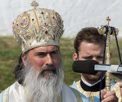 Nu suntem practicanti, nu mergem la slujbe si nici la liturghii sau la vecernii; Cum ExplicÄƒ Ips Teodosie Lipsa Femeilor Din Rolurile Importante Din BisericÄƒ Asta E CondiÅ£ia Ei Ea Nu Poate Fi Perpetuu Intr O RugÄƒciune Pentru CÄƒ Are CondiÅ£ia SlÄƒbiciunilor Sale Ea A Inceput PÄƒcatul