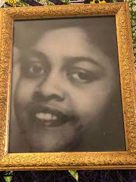 Congratulations! Lance Strong and Melanie Bowles💜💜💜💜 it was a awesome  time last night! Love is in the air! Praying your union is everlasting! We  missed you Lori Lindsey💜