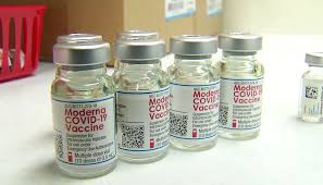 The company's researchers said its current coronavirus vaccine appears to work against the two highly transmissible strains found in the u.k. Duke Researchers Find Moderna Vaccine Is Effective Against 2 Variants Wavy Com