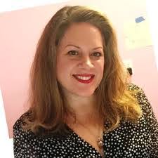 Valerie Gresham's Instagram, Twitter & Facebook