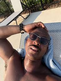 My mortgage is 2600 a monthly My business expenses are $500 Monthly My hair  is…..well I'm bald so to keep it smooth is 40$ Car note $500 monthly  Hookahs $150 monthly Car