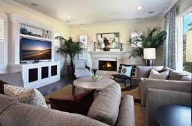 As you think about living in a dorm room in the fall, begin to make a packing list with some of the things we've listed below. Staging The Living Room