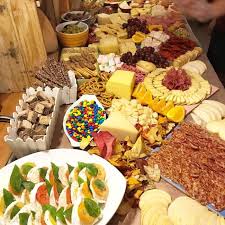 You can't go wrong with an italian red wine. 10 Restaurants In Metro Manila For Your Next Wine And Cheese Night Clickthecity