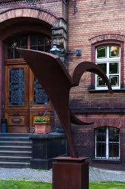 Find hotels in haus am kleistpark, berlin. Skulptur Vor Dem Haus Am Kleistpark Sebastian Rittau Flickr