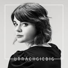 Podcast-Zeit: Anlässlich der neuen Serie Unorthodox sprechen Enissa Amani,  Deborah Feldman, Sophie Passmann, Riccardo Simonetti, Esra Karakaya, Laura  Gehlhaar und Josefa Nereus darüber, mutig zu sein und seinen eigenen Weg zu  gehen. "