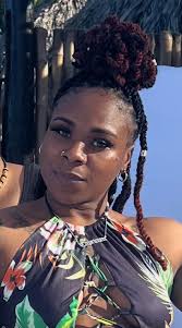 Please could someone help to make this into a suitable work ID image 🤣 or  no ice cream and more suitable work attire and background!!! TYIA 💕🩷