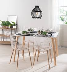 La table de salle à manger aron de bizzotto est composée d'un plateau en acacia et d un piétement en métal.le plateau en bois d'acacia de 200 x 95 cm est avec bords irréguliers, effet ce pack comprend : Ice Chaise Salle A Manger Transparent Naturel H 83 X Larg 46 5 X P 41 Cm