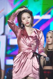 See a recent post on tumblr from @namoochae about jeongyeon aesthetic. 191004 Jeongyeon Twice