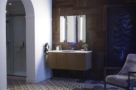 Verdera Voice Lighted Mirror With Amazon Alexa Mirror With Lights Mirror Amazing Bathrooms