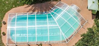 Volet Roulant Ou Abri De Piscine Que Choisir Pour Proteger Son Bassin Abrideal