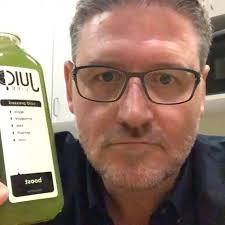 Thank you @joethejuicer for helping share with the world your amazing story  about how you changed your life! Thanks for stopping by the store  yesterday!
