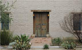 Tucson adobe homes and adobe brick homes have been built in and around this area of arizona for hundreds of years. Tucson Adobe Arizona S Original Cement Stabilized Adobe Since 1986