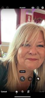 The appearance of a deceased person in your dream is not insignificant.