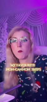 Stacey Darling's Instagram, Twitter & Facebook