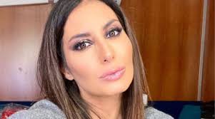 Elisabetta gregoraci official facebook page. Elisabetta Gregoraci Si Sfoga A Capodanno 2021 E Stato Un Dolore Lanostratv