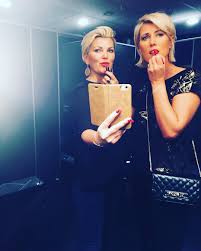 Do 15.07 fr 16.07 sa 17.07 so 18.07 mo 19.07 di 20.07 mi 21.07 do 22.07. Bereit Fur Das Wochenende Doch Vorher Noch Mdrum2 Schauen Julianna Senjo Weekendvibes Glamrock Mdrum2 Girlsnight Kamilla Senjo Weekender Glam Rock