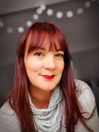 Freda Hammond's Instagram, Twitter & Facebook