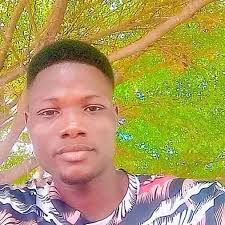 🎠 🎾 Imagine you're at a park, swinging a ball tied to a string around in  a circle above your head. As you swing the ball, you can feel the string  pulling