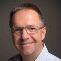 Karen Coletta's Instagram, Twitter & Facebook