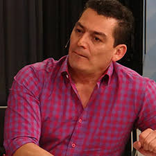 José Manuel Figueroa, ¿sale con chava de 21 años?