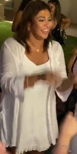 كشفت الفنانة هالة صدقي عن اعتذارها عن حضور أحد الأفراح التي دعيت للمشاركة فيها من أجل التواجد في عزاء. Ø¨Ø§Ù„Ø£Ø¨ÙŠØ¶ Ù‡Ø§Ù„Ø© ØµØ¯Ù‚ ØªØ®Ø·Ù Ø§Ù„Ø£Ù†Ø¸Ø§Ø± ÙÙŠ Ø­ÙÙ„ Ø²ÙØ§Ù Ø£Ù…ÙŠØ± Ø´Ø§Ù‡ÙŠÙ† Ø§Ù„ÙˆÙØ¯