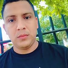 Elmer Torres's Instagram, Twitter & Facebook