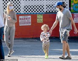 The 2020 state of origin squads are in and nsw coach brad fittler has dropped a bolter from out of. Whitney Port Is Seen With Husband Tim Rosenman And Son Sonny In La Readsector Female