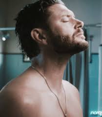 Jensen Ackles Tom Ellis