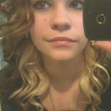 Heather Pyle's Instagram, Twitter & Facebook