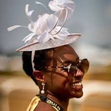 Deja Robinson (@dejaroserob)