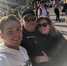 Peggy Altherr Scrapbook Classics and Memories