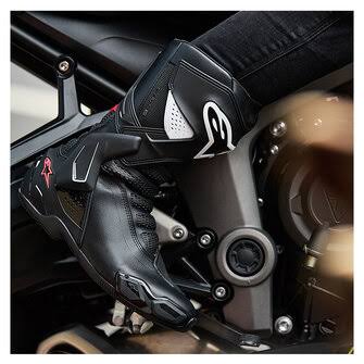 Top recommended motorcycle boots for petite women -- Alpinestars Stella SMX-6 V3 (source: Biker Outfit)
