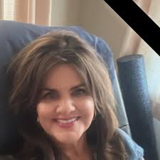 Who does great blonde highlights for a 40-year-old woman with  shoulder-length hair?