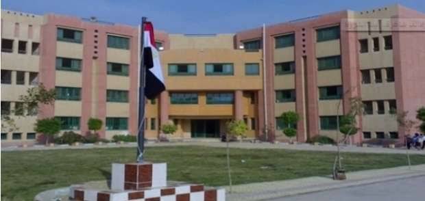 بدأت الدراسة بها اليوم.. دليل المدارس الرسمية الدولية في مصر - الوطن